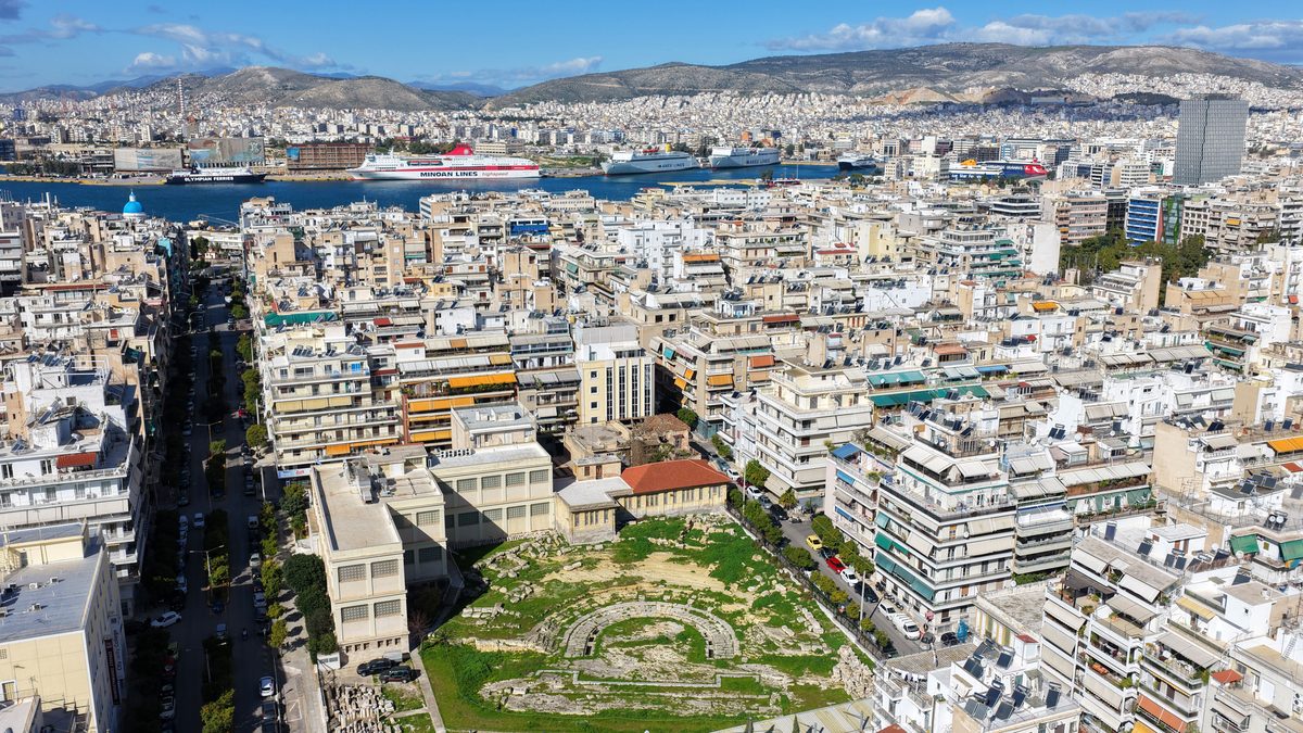 Φόρος μεταβίβασης ακινήτου 2026 — ποιος πληρώνει, πόσο