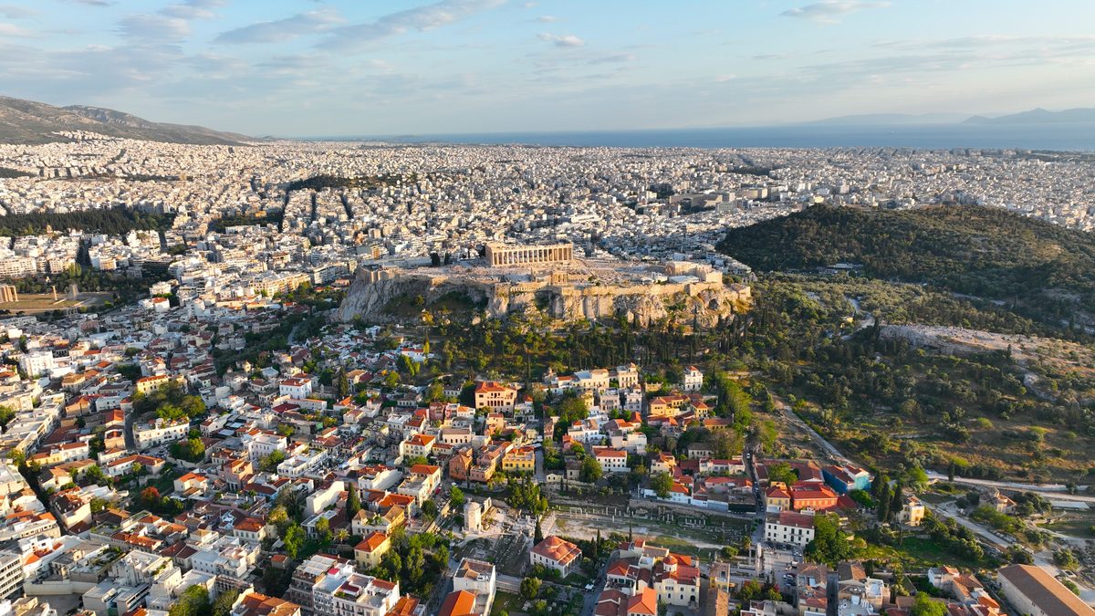 Πώληση μέσω μεσίτη ή μόνος μου; — τι λένε τα νούμερα